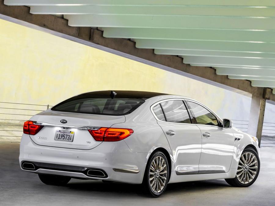  Kia K900 2014 года  (фото 4 из 30)